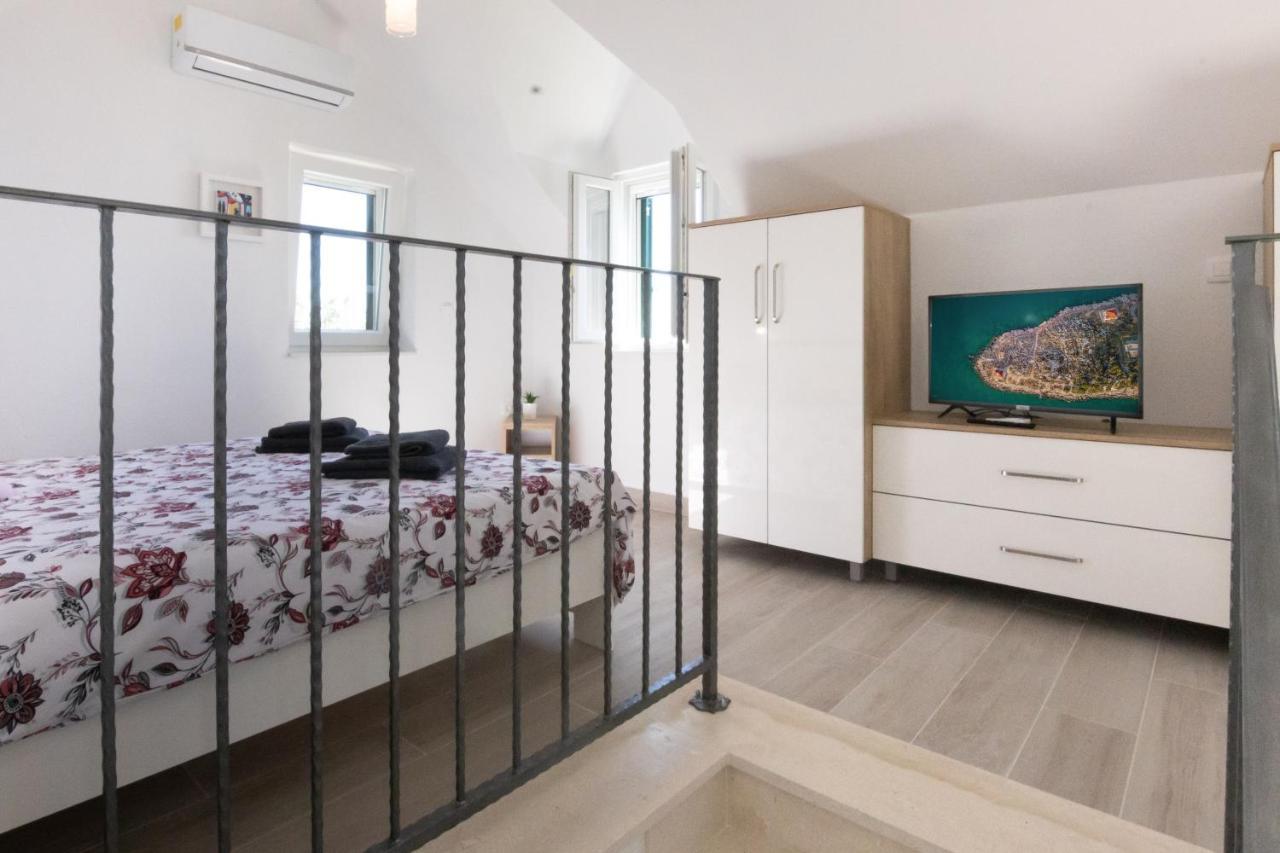 Villa Pelargonia Makarska Buitenkant foto