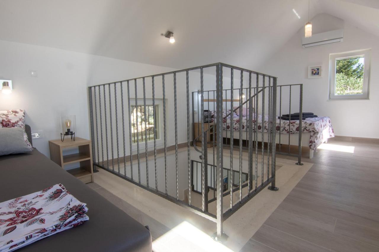 Villa Pelargonia Makarska Buitenkant foto